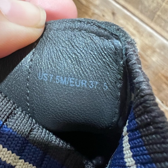 Vince Coleman Suede Sock Ankle Slip-On Chelsea Boot Gray/White Size 7.5 - Picture 8 of 9